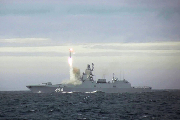 ВМС России, Китая и ЮАР начали трехсторонние учения